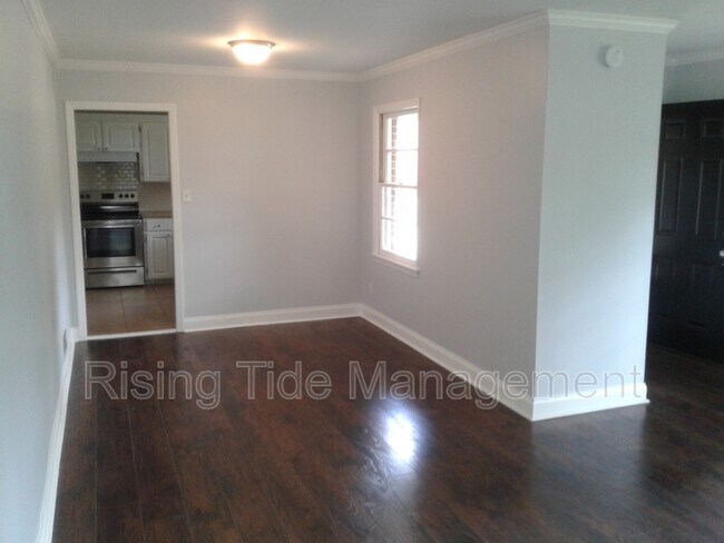 Foto del edificio - 948 Hickory Dr