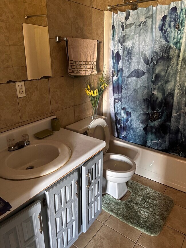 8718 Maryland Ave Unit 5, Marmet, WV 25315 Apartments in Marmet, WV