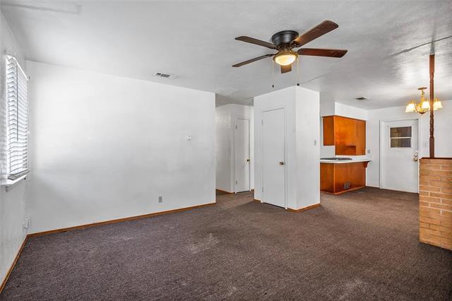 Foto del edificio - 724 E Mustang St