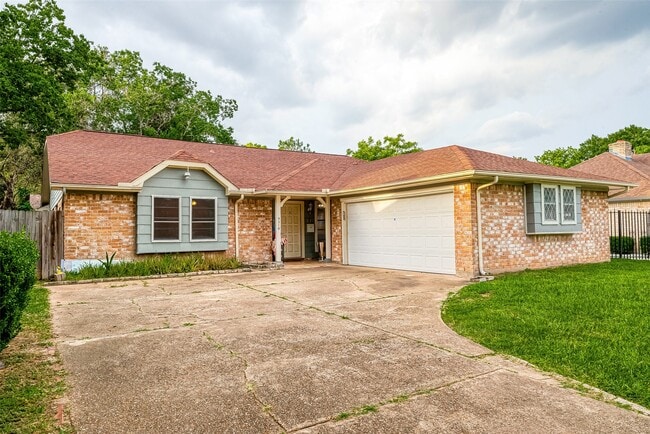 Building Photo - 9318 Benning Dr