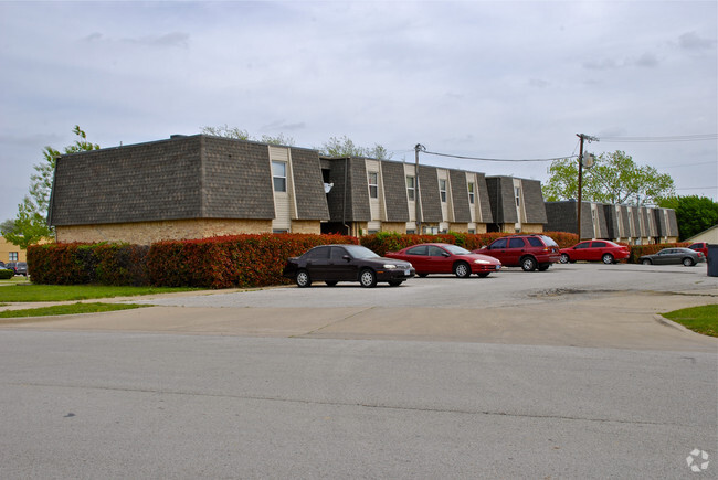 Foto del edificio - Keller Place Apartments