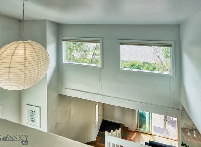 Foto del edificio - 1805 S Rouse Ave