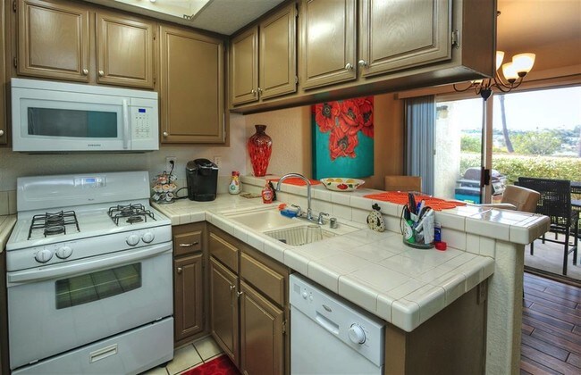 Building Photo - 7484 Altiva Pl