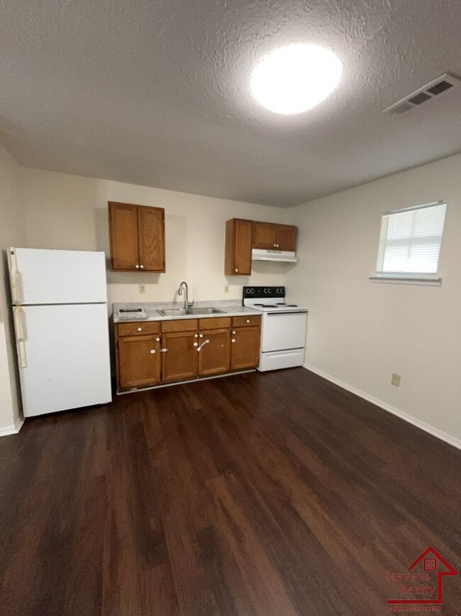 Building Photo - 29 Bybee Woods Dr