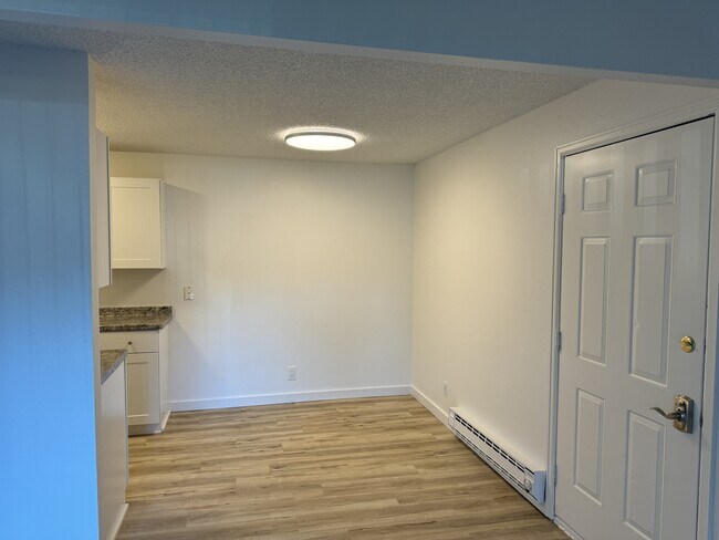 Foto del edificio - 1061 W Beaver Creek Blvd
