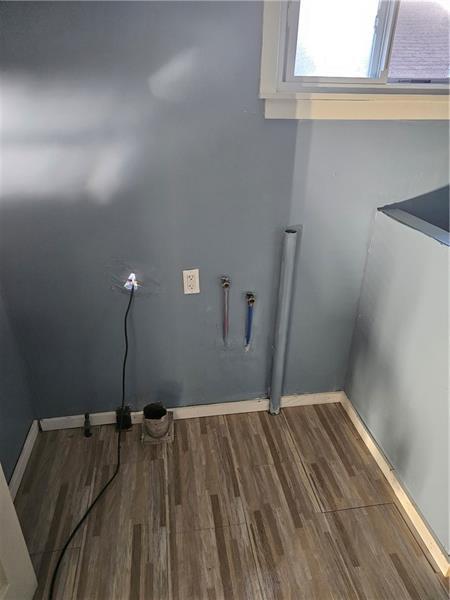 Building Photo - 550 Broad St