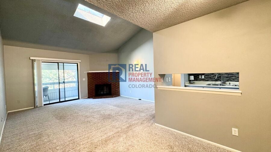 Primary Photo - 14495 E 1st Dr