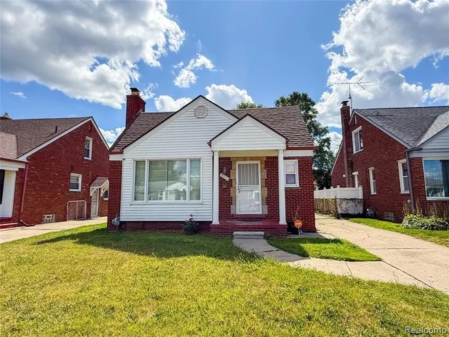Building Photo - 14036 Carlisle St