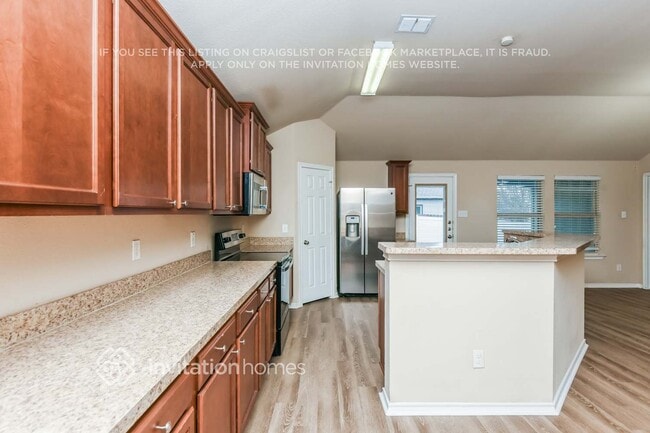 Building Photo - 6537 Sierra Madre Dr