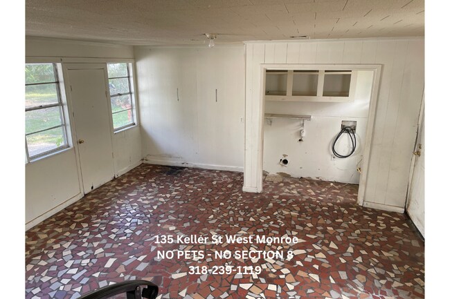 Building Photo - 135 Keller St