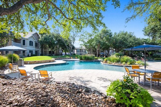 Building Photo - The Point At Deerfield Apartments