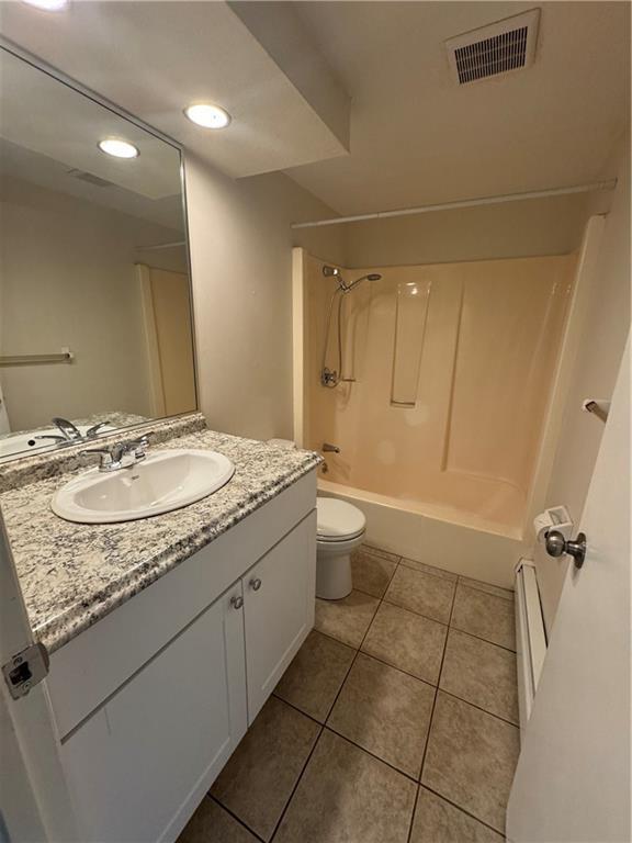 Building Photo - 260 George Waterman Rd