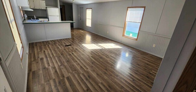 Foto del edificio - 280 Bay Port Cir