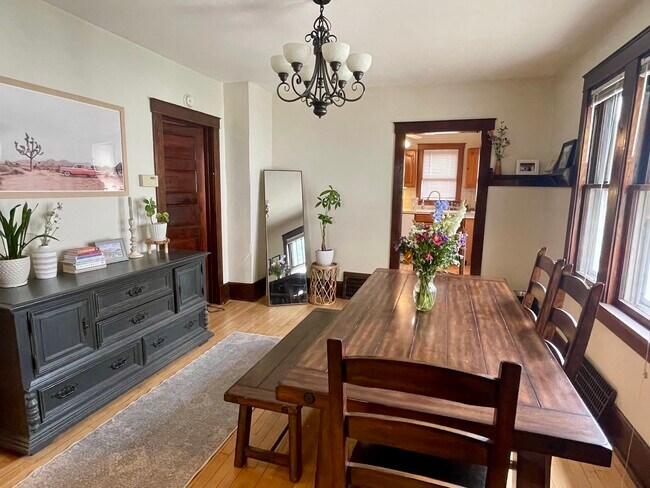 Foto del edificio - 312 N 69th St