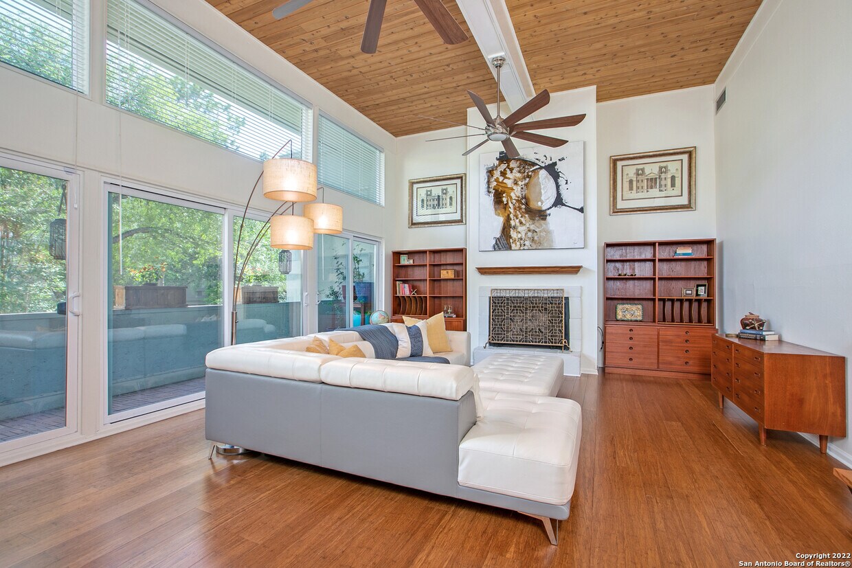 Foto principal - 3102 Eisenhauer Rd