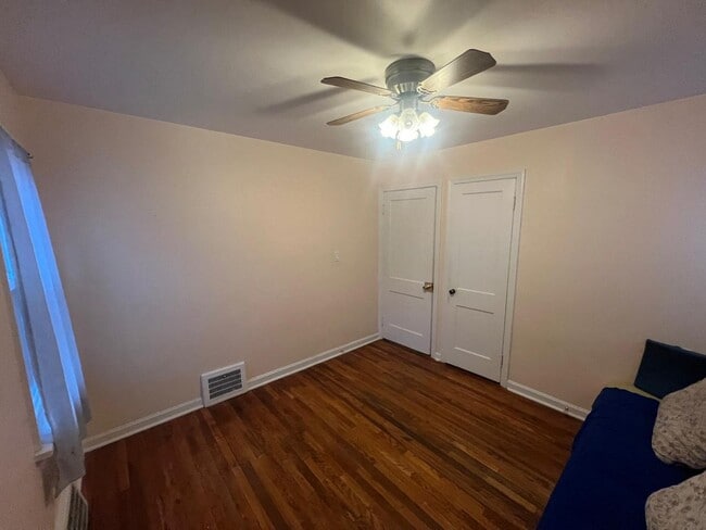 Building Photo - 1207 Churchill Rd