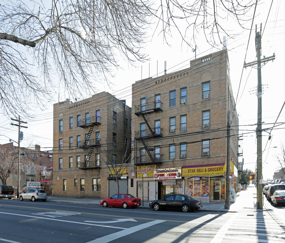 Primary Photo - 3724-3728 Bronxwood