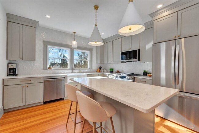 Building Photo - 21 Park Ave