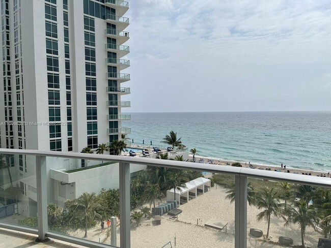 Foto del edificio - 4111 S Ocean Dr  501 Hollywood Fl 33019