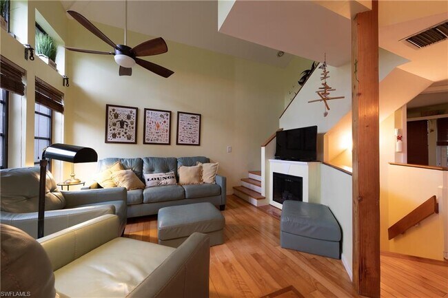 Foto del edificio - 370 Townhouse Ln