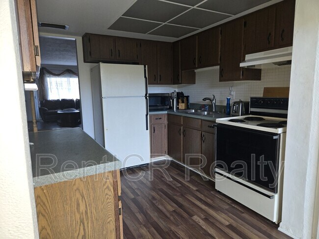 Building Photo - 216 Brandy Wine Drive