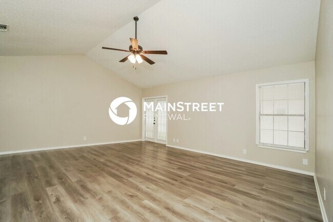 Foto del edificio - 4 Bedroom Pet-Friendly Home in SAN ANTONIO, TX with Main Street Renewal