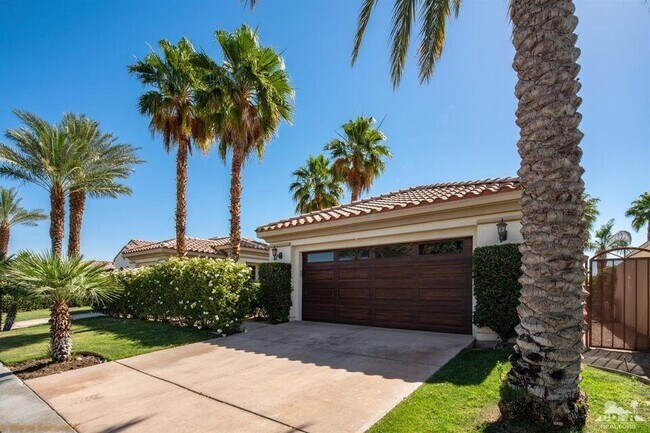 Building Photo - 51432 Marbella Ct