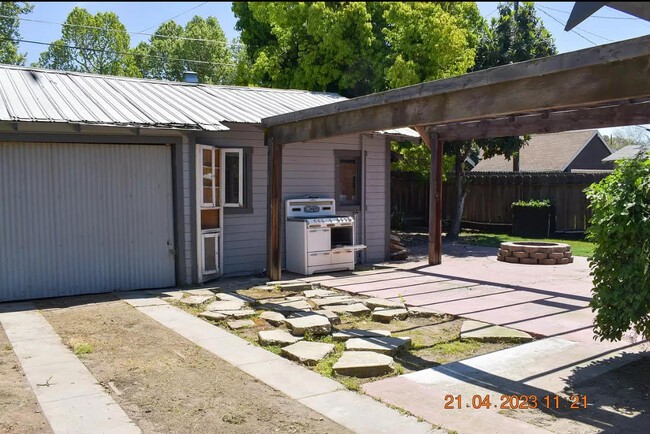 Backyard - 726 N Highland St