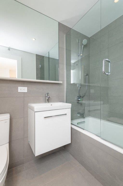 Interior Photo - 1410 Columbia