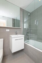 Interior Photo - 1410 Columbia