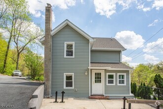 Building Photo - 294 Richard Mine Rd