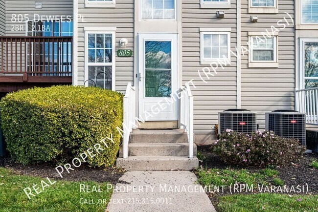 Foto del edificio - 805 Dewees Pl