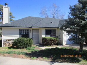 Building Photo - 1080 E Owens