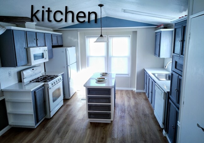 Building Photo - 2725 Talapoosa St