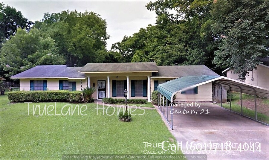 Primary Photo - 1327 Wooddell Dr