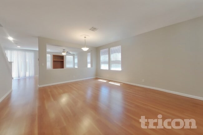 Building Photo - 4888 Snowy Egret Way