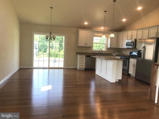 Foto del edificio - 6926 Lunette Ln