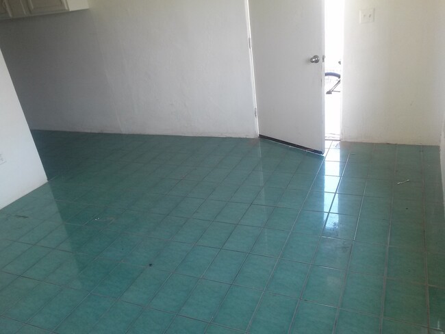 Foto del edificio - Enjoy Privacy in this 1BR Duplex with Larg...