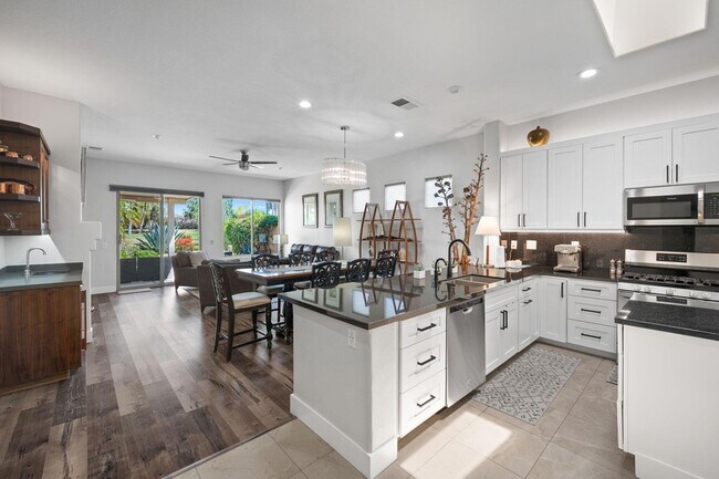 Foto del edificio - 105 N Kavenish Dr