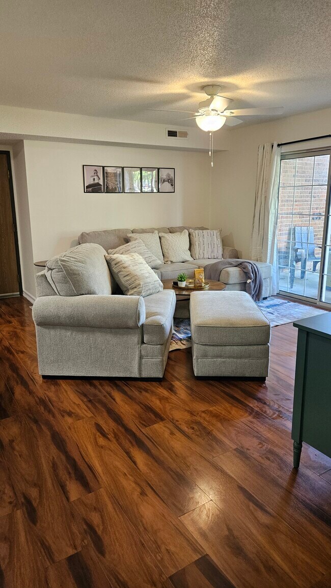 Foto del edificio - 501 Kimberlite St