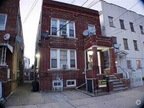 Building Photo - 326 Sip Ave
