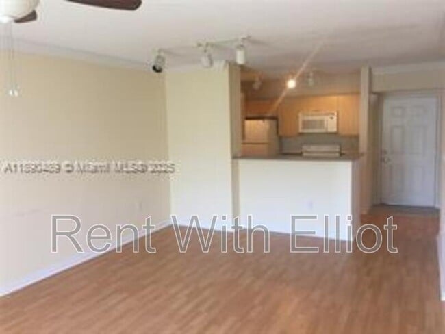 Photo - 1919 Van Buren St Apartment