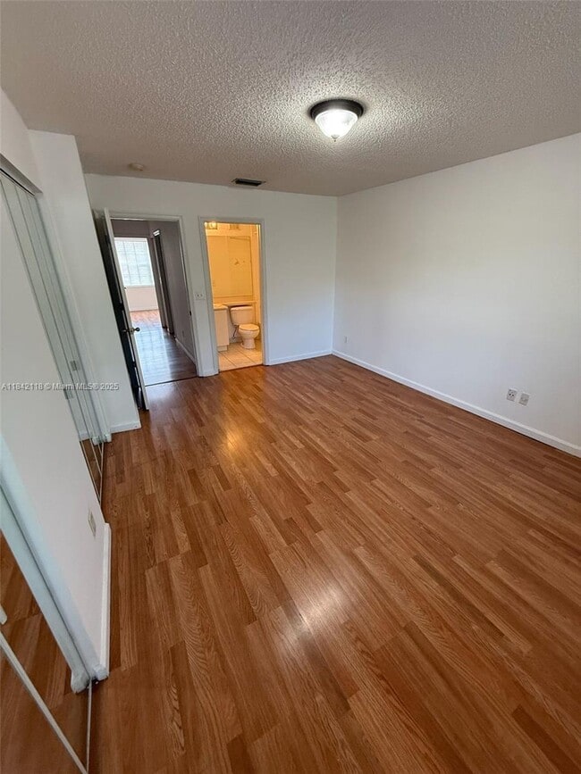 Building Photo - 6815 Sienna Club Dr