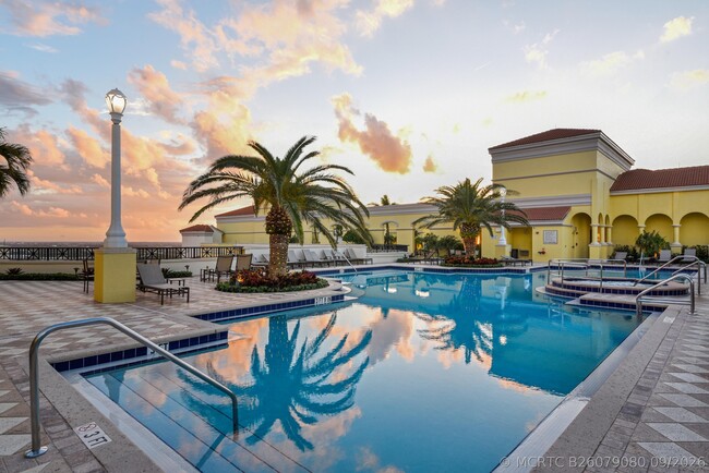 Foto del edificio - 701 S Olive Ave