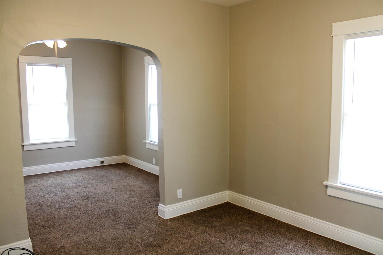 Foto principal - 1314 W North Front St