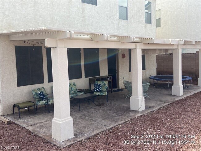 Foto del edificio - 209 Turkey Creek Way