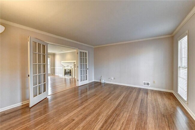 Foto del edificio - 3620 New Heritage Dr