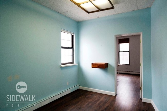 Building Photo - 340 Mcguinness Blvd