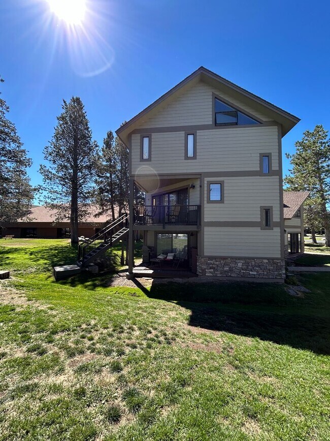 Building Photo - Remodeled 3 Bedroom Tahoe Keys Condo with ...