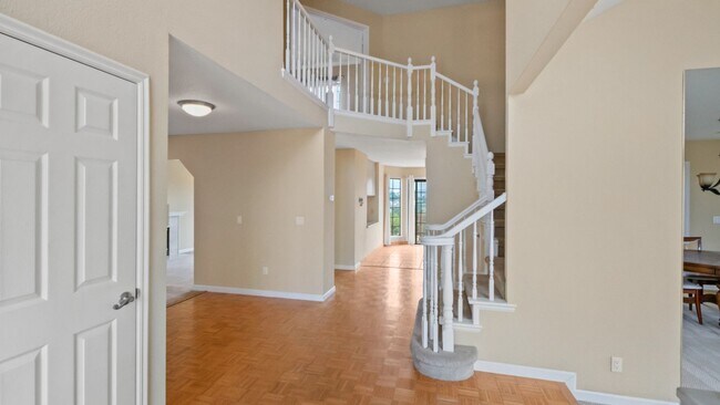 Foto del edificio - BEAUTIFUL HOME IN THE GLEN COVE AREA  OF VALLEJO WITH VIEWS OF THE BAY